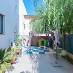 Sorriso Mamaia Nord 公寓式酒店 那沃达利