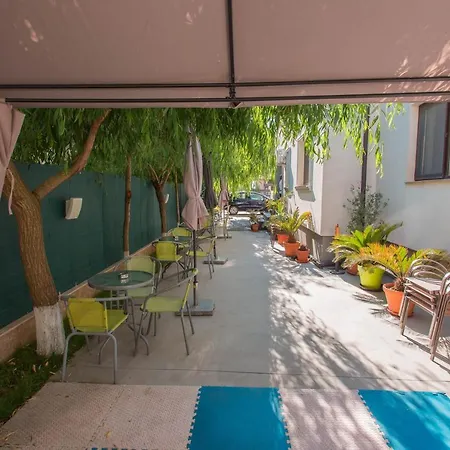 Ξενοδοχείο με διαμερίσματα Sorriso Mamaia Nord 3*