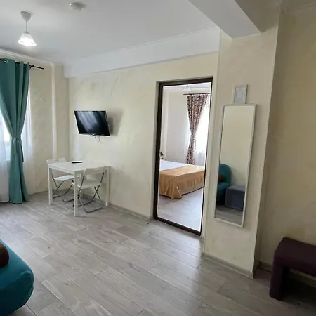 Ξενοδοχείο με διαμερίσματα Sorriso Mamaia Nord 3*