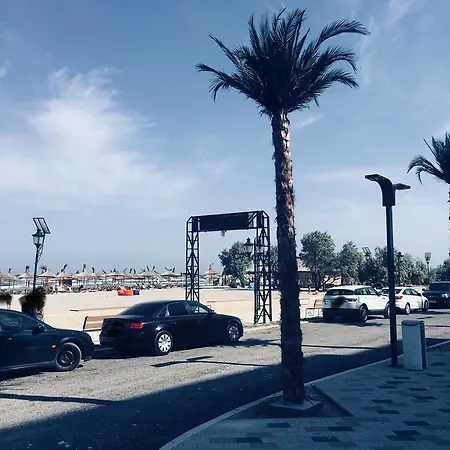 Ξενοδοχείο με διαμερίσματα Sorriso Mamaia Nord 3*